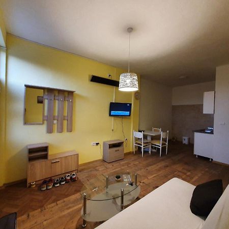 Apartmani Sarti Баня-Лука Экстерьер фото