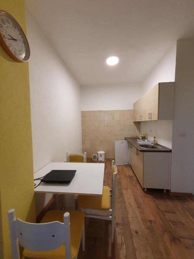 Apartmani Sarti Баня-Лука Экстерьер фото