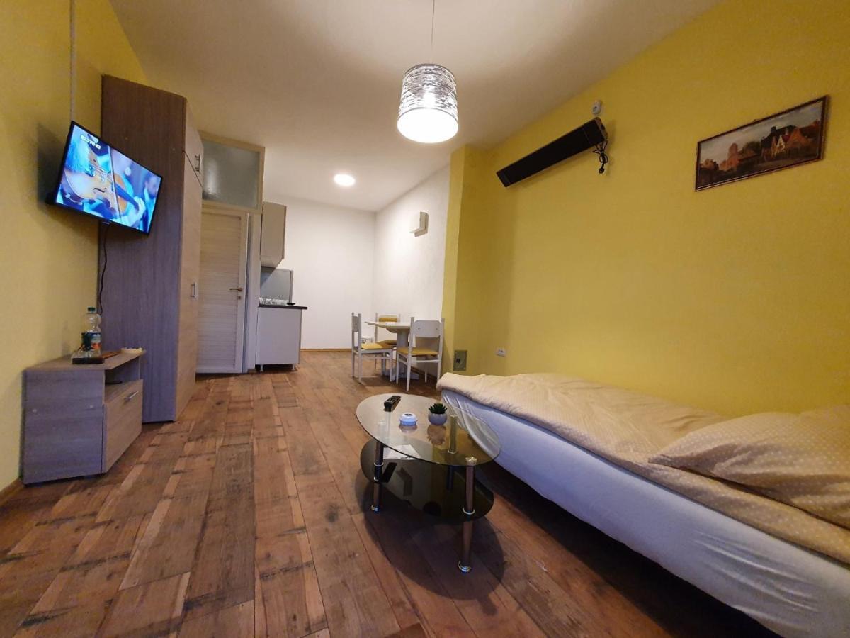 Apartmani Sarti Баня-Лука Экстерьер фото